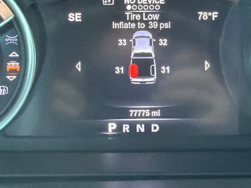 Used 2017 RAM 1500 Big Horn RWD image 9
