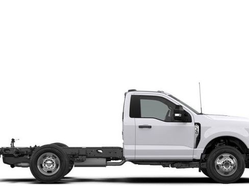 New 2026 Ford F350 XL w/ XL Chrome Package AWD/4WD image 28