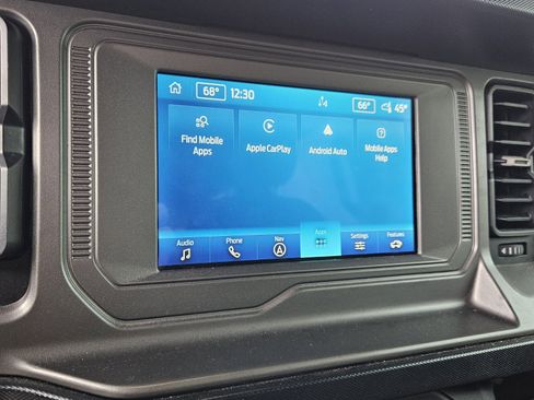 Used 2022 Ford Bronco Outer Banks image 21