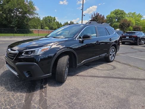 Used 2020 Subaru Outback Limited w/ Popular Package #2 AWD/4WD image 14