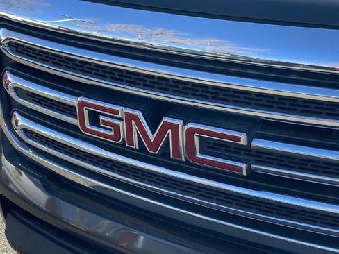 Used 2019 GMC Canyon SLE w/ SLE Convenience Package image 24
