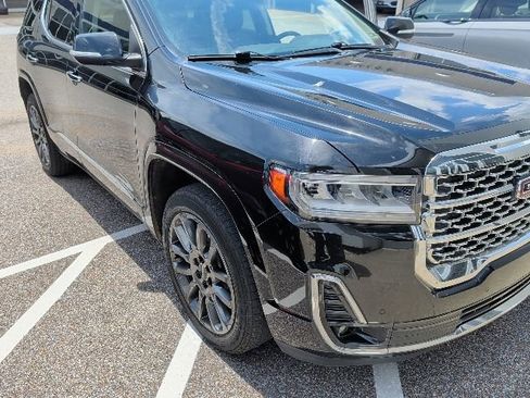 Used 2023 GMC Acadia Denali w/ Black Diamond Edition FWD image 1