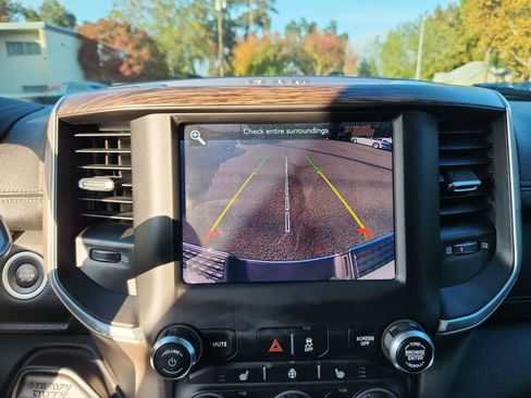 Certified 2021 RAM 2500 Laramie image 22