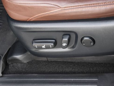 Used 2020 Toyota 4Runner Limited image 39