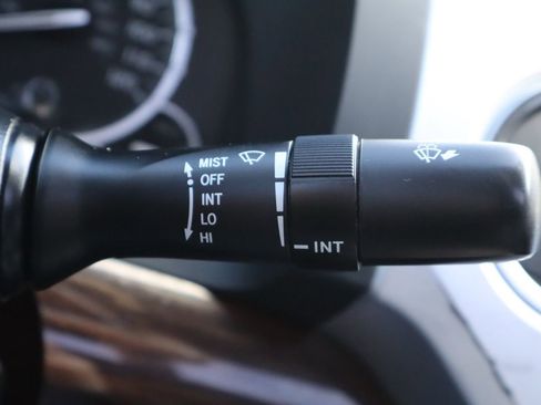 Used 2014 Toyota Tundra Limited image 31