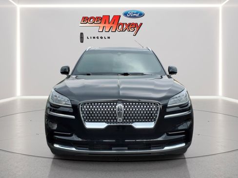 Used 2024 Lincoln Aviator Reserve w/ Equipment Group 201A image 2