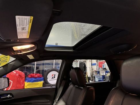 Used 2021 Dodge Durango R/T w/ Blacktop Package image 8