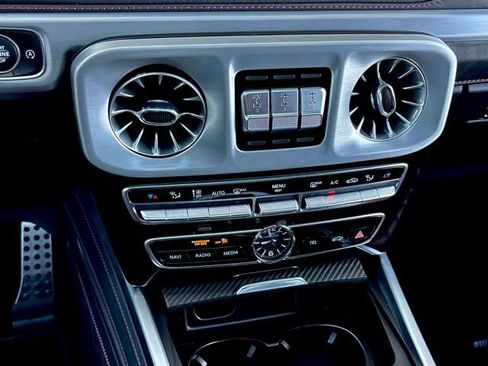 Used 2021 Mercedes-Benz G 63 AMG 4MATIC image 32