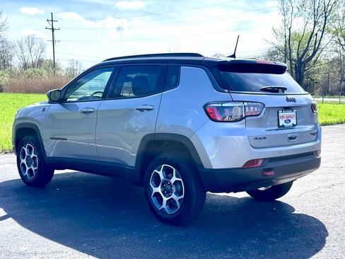 Used 2022 Jeep Compass Trailhawk AWD/4WD image 13