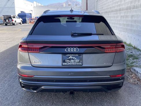 Used 2021 Audi Q8 Prestige AWD/4WD image 9