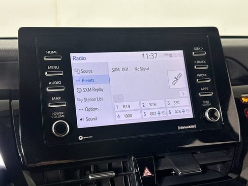 Used 2022 Toyota Camry LE FWD image 30