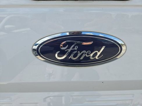 Used 2019 Ford F150 XLT w/ Equipment Group 302A Luxury RWD image 12