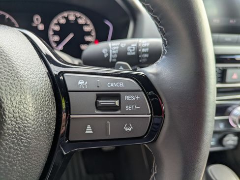 Used 2025 Honda Civic Sport image 19