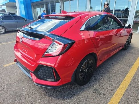 Used 2019 Honda Civic EX image 3