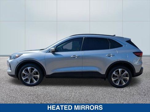 Certified 2023 Ford Escape Platinum AWD/4WD image 2