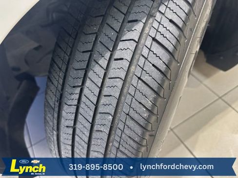 Used 2011 Ford Mustang Premium w/ 201A Rapid Spec Order Code RWD image 18