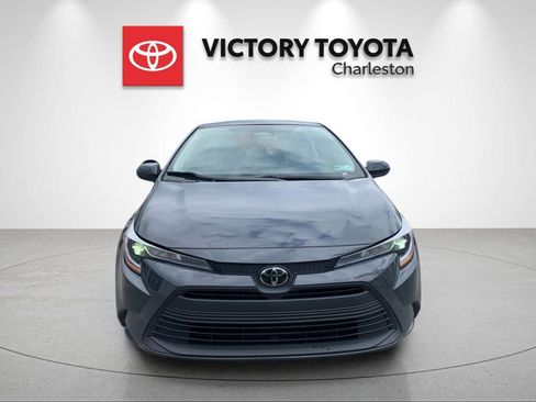 Used 2024 Toyota Corolla LE FWD image 8