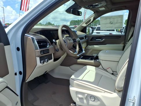New 2026 GMC Yukon Denali w/ Sun & Power Step Package RWD image 21