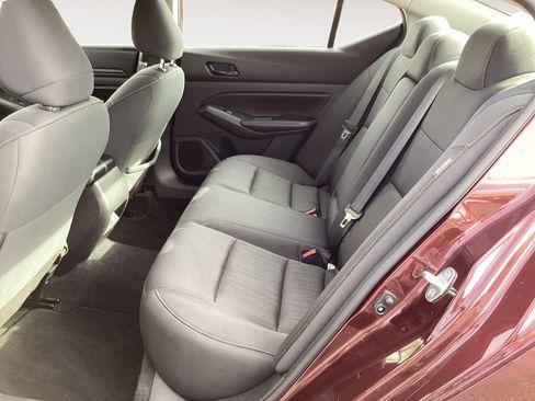 Used 2024 Nissan Altima 2.5 SV image 24