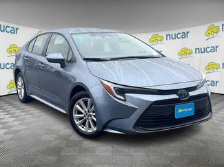 Used 2023 Toyota Corolla LE video 1