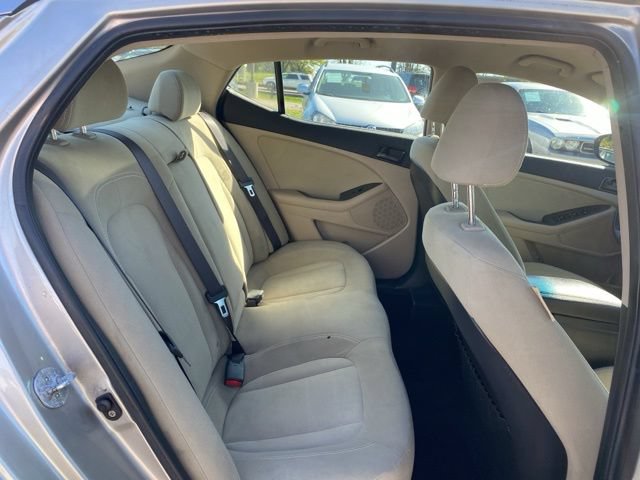 Used 2011 Kia Optima LX FWD image 22