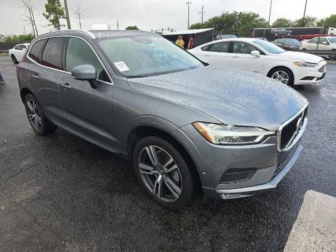 Used 2019 Volvo XC60 T6 Momentum w/ Advanced Package image 3