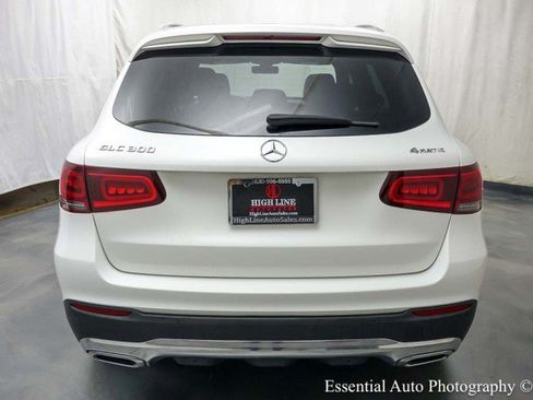 Used 2021 Mercedes-Benz GLC 300 4MATIC image 7