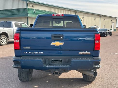 Used 2015 Chevrolet Silverado 2500 High Country w/ Duramax Plus Package image 37