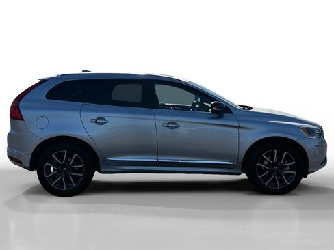 Used 2017 Volvo XC60 T6 Dynamic w/ Climate Package AWD/4WD image 6