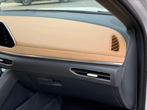 Used 2022 Hyundai Sonata Limited image 19