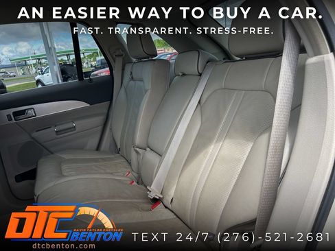 Used 2014 Lincoln MKX AWD w/ Equipment Group 101A image 11