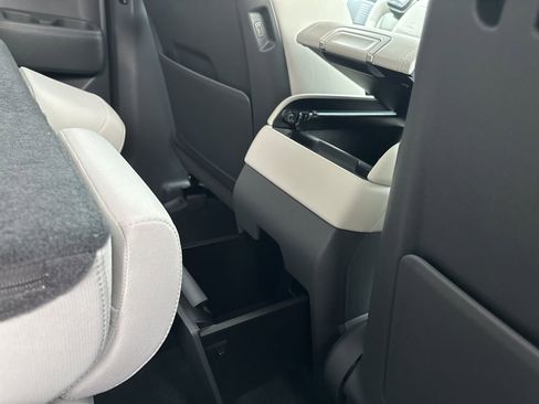 New 2026 Hyundai Santa Fe SE image 18