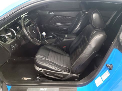 Used 2010 Ford Mustang GT RWD image 10
