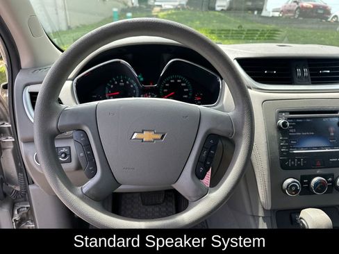 Used 2017 Chevrolet Traverse LS AWD/4WD image 13