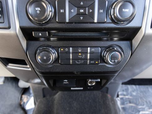 Used 2018 Ford F150 XLT AWD/4WD image 26