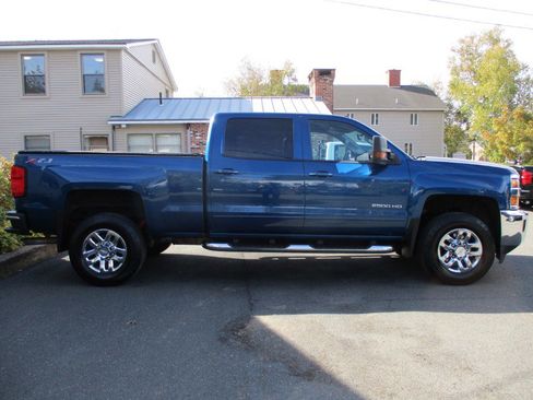 Used 2019 Chevrolet Silverado 2500 LT w/ All Star Edition image 7
