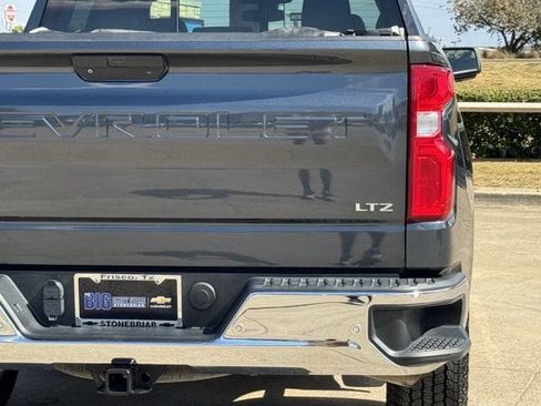 Used 2020 Chevrolet Silverado 1500 LTZ w/ LTZ Plus Package AWD/4WD image 7