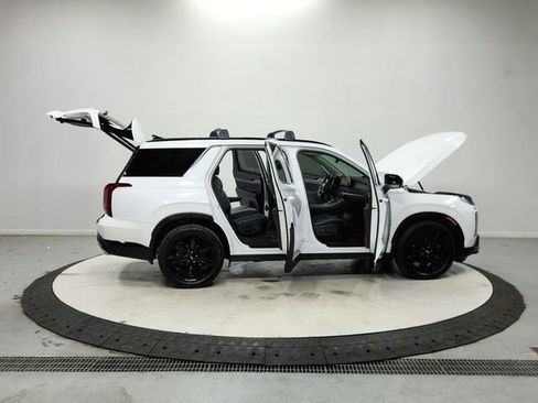 Used 2024 Hyundai Palisade XRT FWD image 17