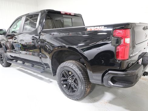 Used 2023 Chevrolet Silverado 1500 LT Trail Boss w/ Convenience Package II image 15