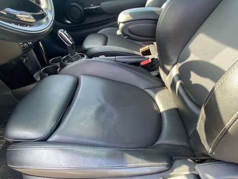 Used 2021 MINI Cooper 2-Door Hardtop FWD image 10