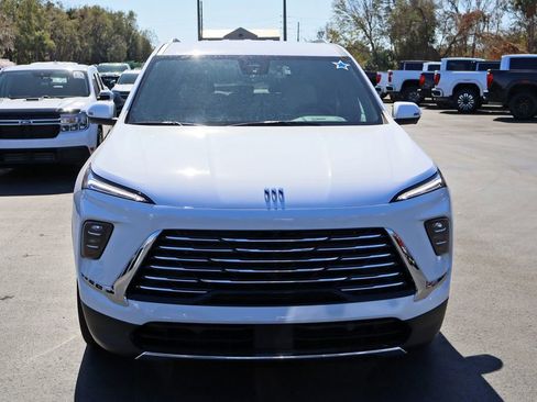 New 2026 Buick Enclave Preferred image 2