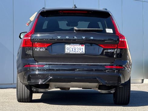 Used 2023 Volvo XC60 B5 Ultimate image 4