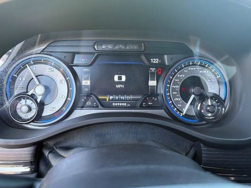 Used 2022 RAM 1500 Limited w/ Body Color Bumper Group AWD/4WD image 21