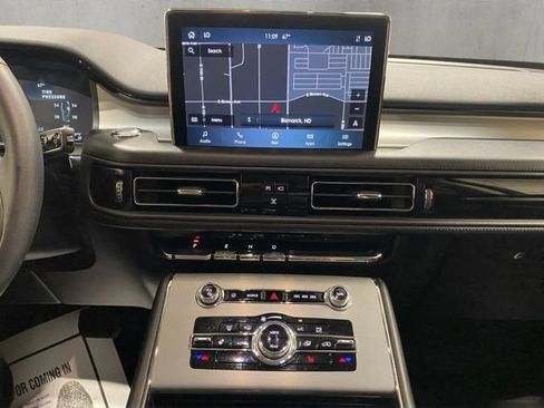 Certified 2023 Lincoln Aviator AWD w/ Premium Package image 17