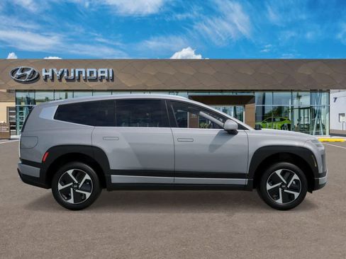 New 2026 Hyundai Ioniq 9 SE image 7