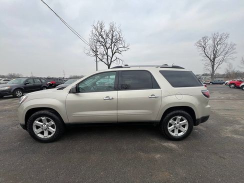 Used 2015 GMC Acadia SLE image 4