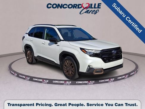 Certified 2025 Subaru Forester Sport AWD/4WD image 1