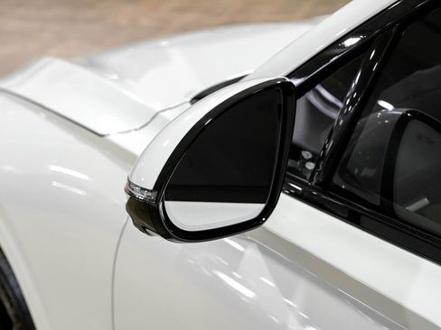 Used 2022 Genesis GV70 3.5T Sport w/ Sport Prestige Package image 38