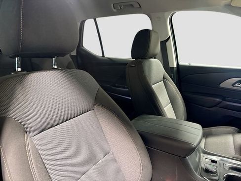 Used 2021 Chevrolet Traverse LT AWD/4WD image 29