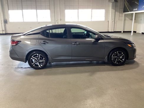 Used 2024 Nissan Sentra SV w/ All-Weather Package image 7